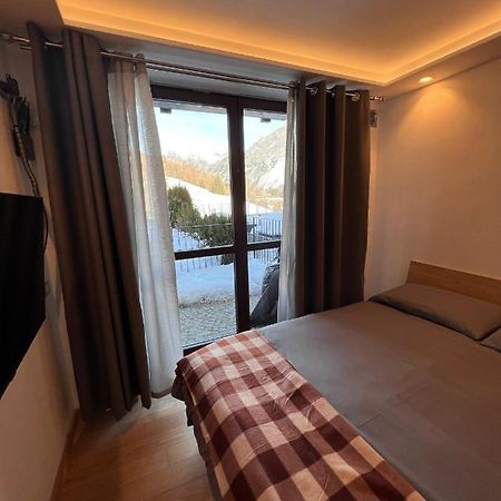 Elegante E Moderno Monolocale Apartment Oga ภายนอก รูปภาพ